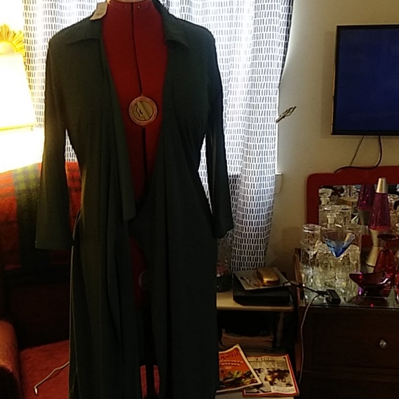 New sz12 w/tags LOFT wrap dress - Picture 2 of 5